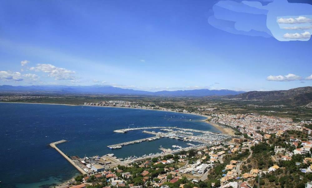 Apartament Roses Costa Brava Apartment Exterior photo